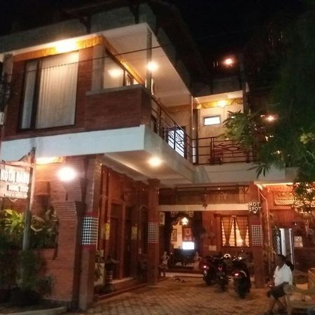 Kota Baru Homestay Jepara Exterior foto