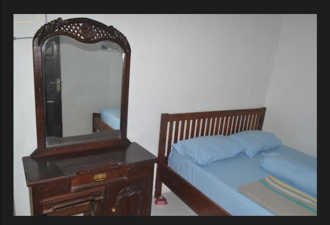 Kota Baru Homestay Jepara Exterior foto