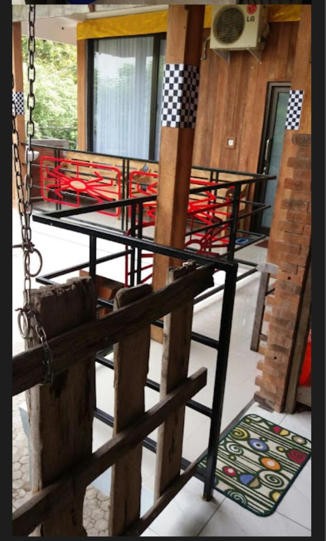 Kota Baru Homestay Jepara Exterior foto